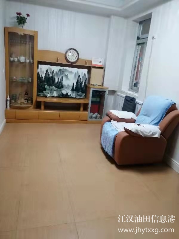 江鉆住房出售（8.8萬）