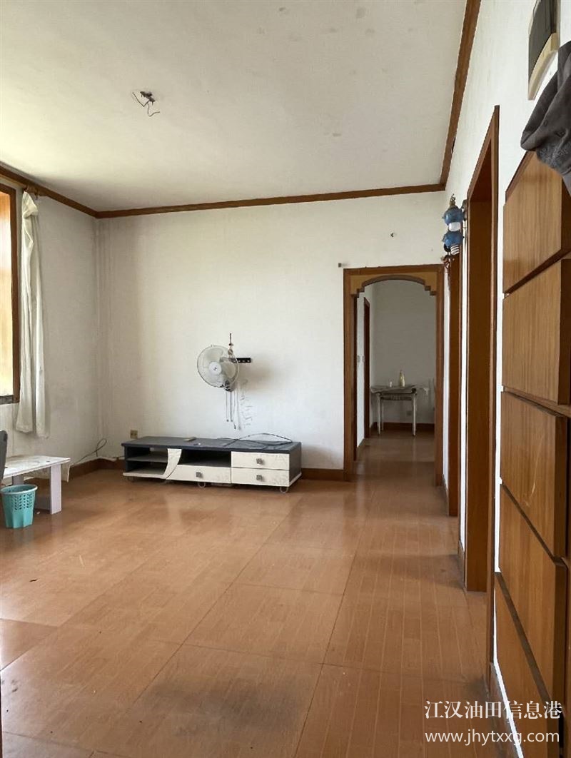 建新小區(qū)76平